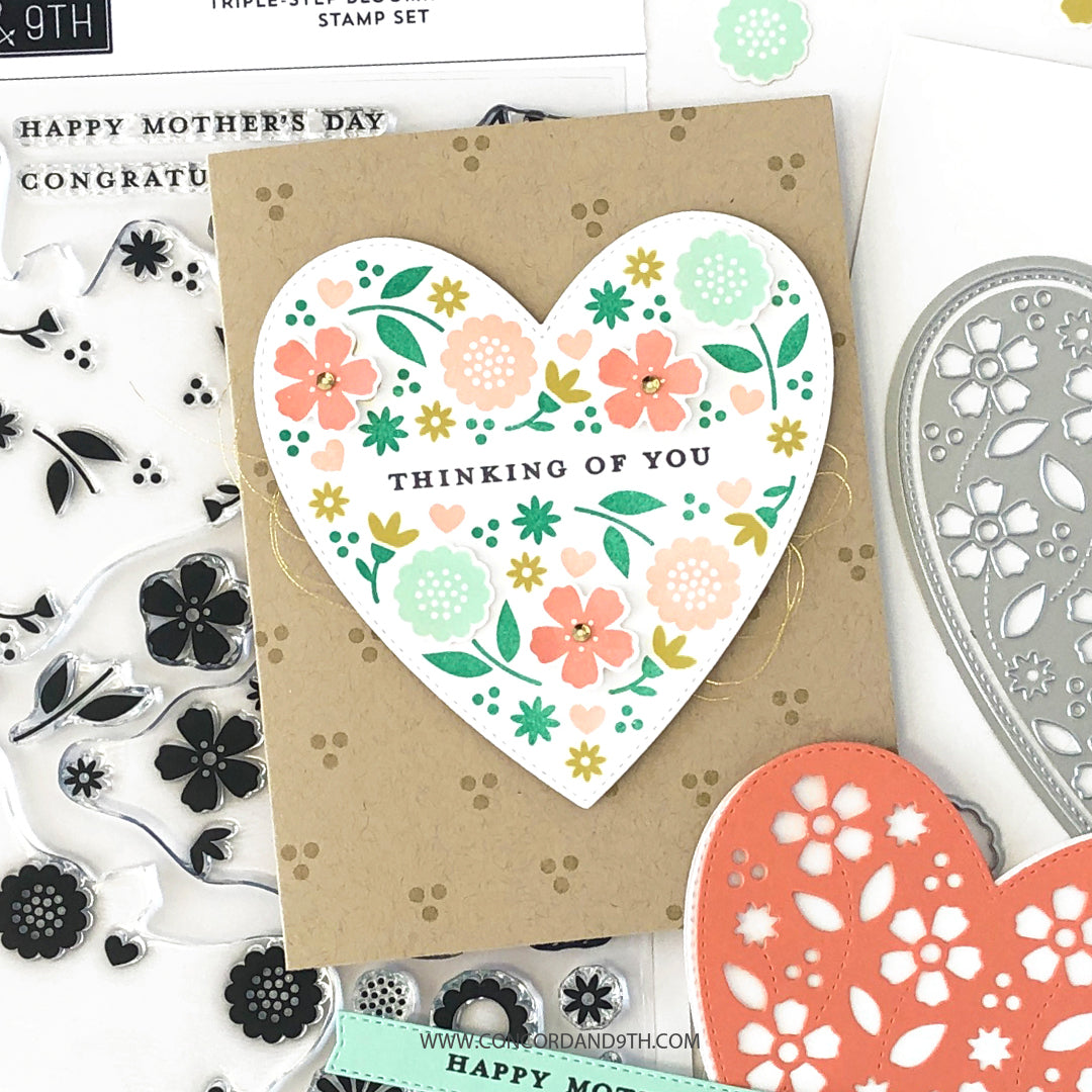 Paquete de corazón floreciente de tres pasos